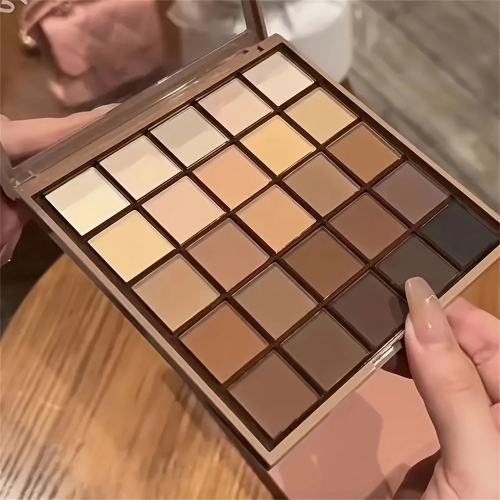 25色のアイシャドウパレット - ニュートラルなグレーとブラ - Beauty Huda Makeup のレビューと価格